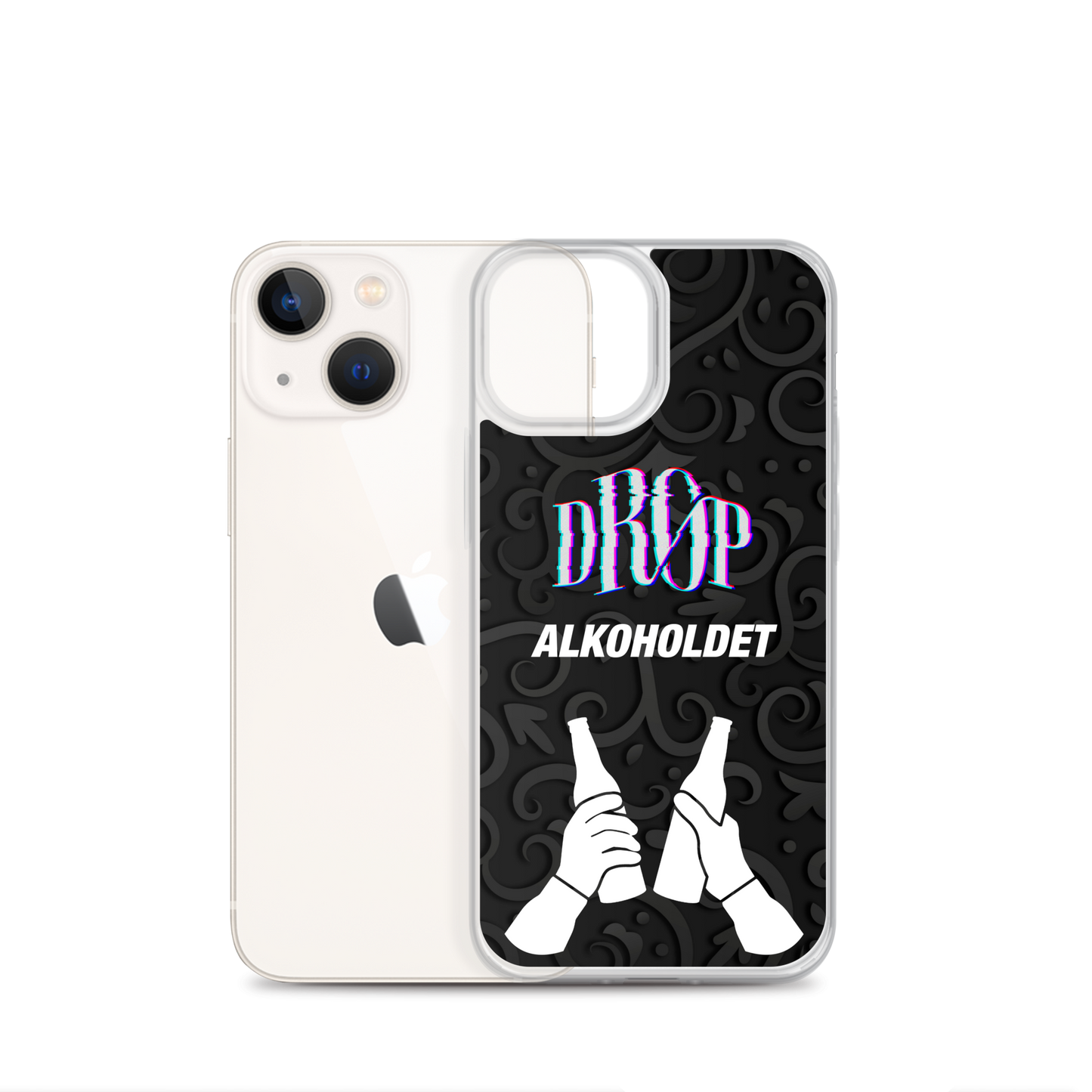 En hvid iPhone SE ved siden af et gennemsigtigt DRØP Alkoholdet iPhone-cover med sorte dekorative mønstre og en illustration af to hænders klirrende flasker, med teksten "DRIP DRIP ALKOHOLDET" – lavet med en avanceret produktionsproces.